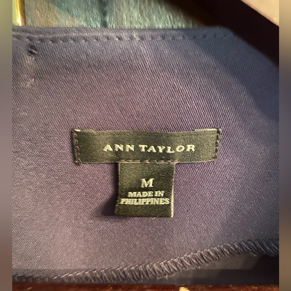 Ann Taylor M navy blue dress. Tags removed but never worn. Below the knee length - Picture 3 of 3